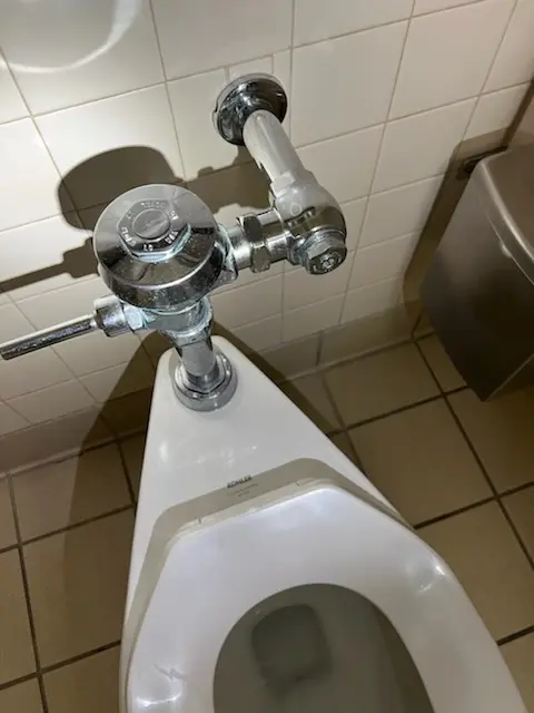 Fixture installation and repair for Repiping in Leasburg